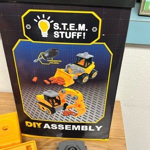 S.T.E.M. DIY Assembly Toy EUC